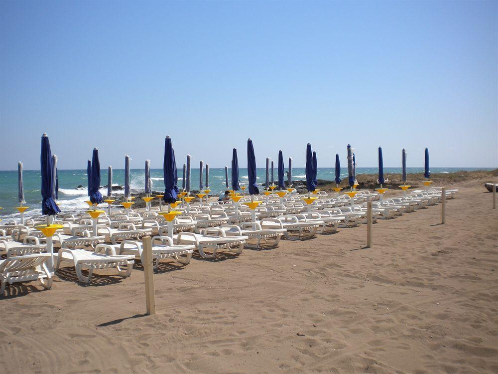 Torre Guaceto Resort Carovigno Luaran gambar